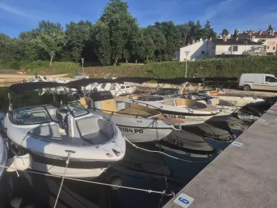 02-Poreč-Charter-Rent-A-Boat